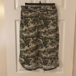 Skirt. Camouflage XL